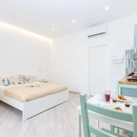 Domus Mediterranea Holiday home